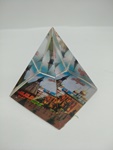 Пирамидка стеклянная 5см Тула